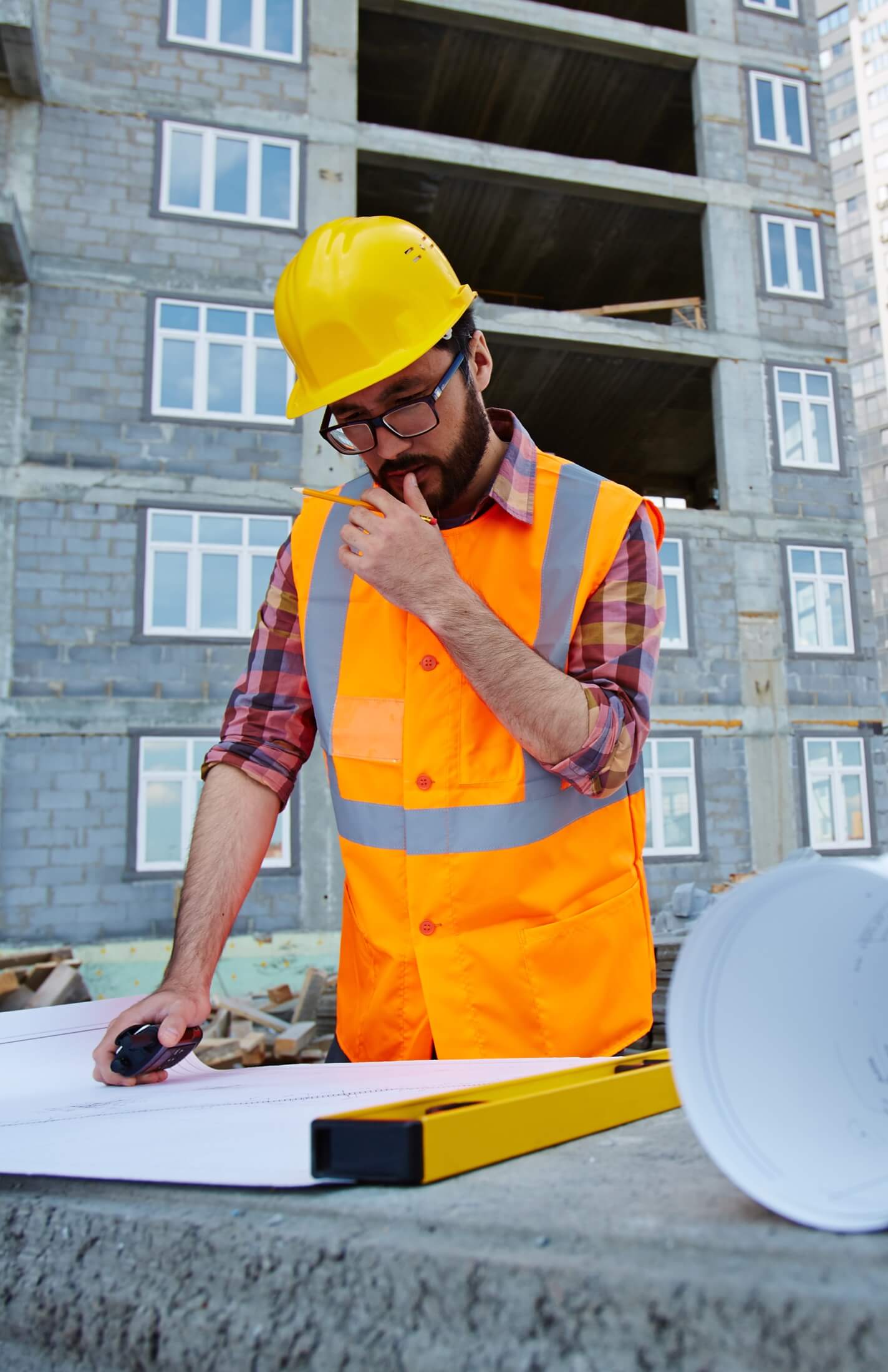 Supervisión De Obras Y Paramédicos Vive Seguridad Industrial